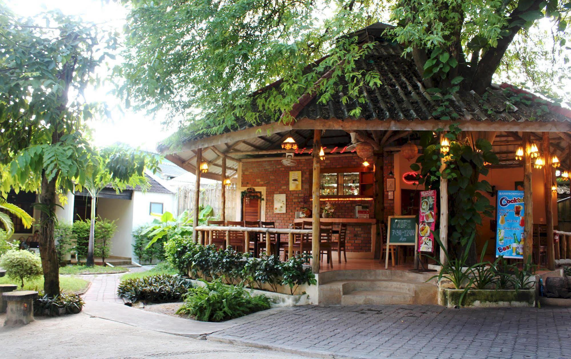 Baan Pron Phateep Patong Esterno foto